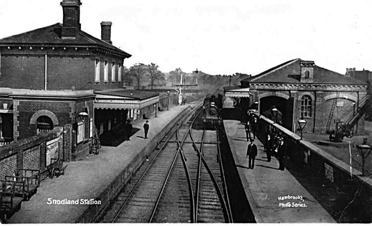 Postcard of Snodland Station c1920
